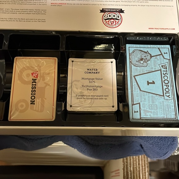 TSCOPOLY game tractor supply monopoly new open box - Picture 4 of 7